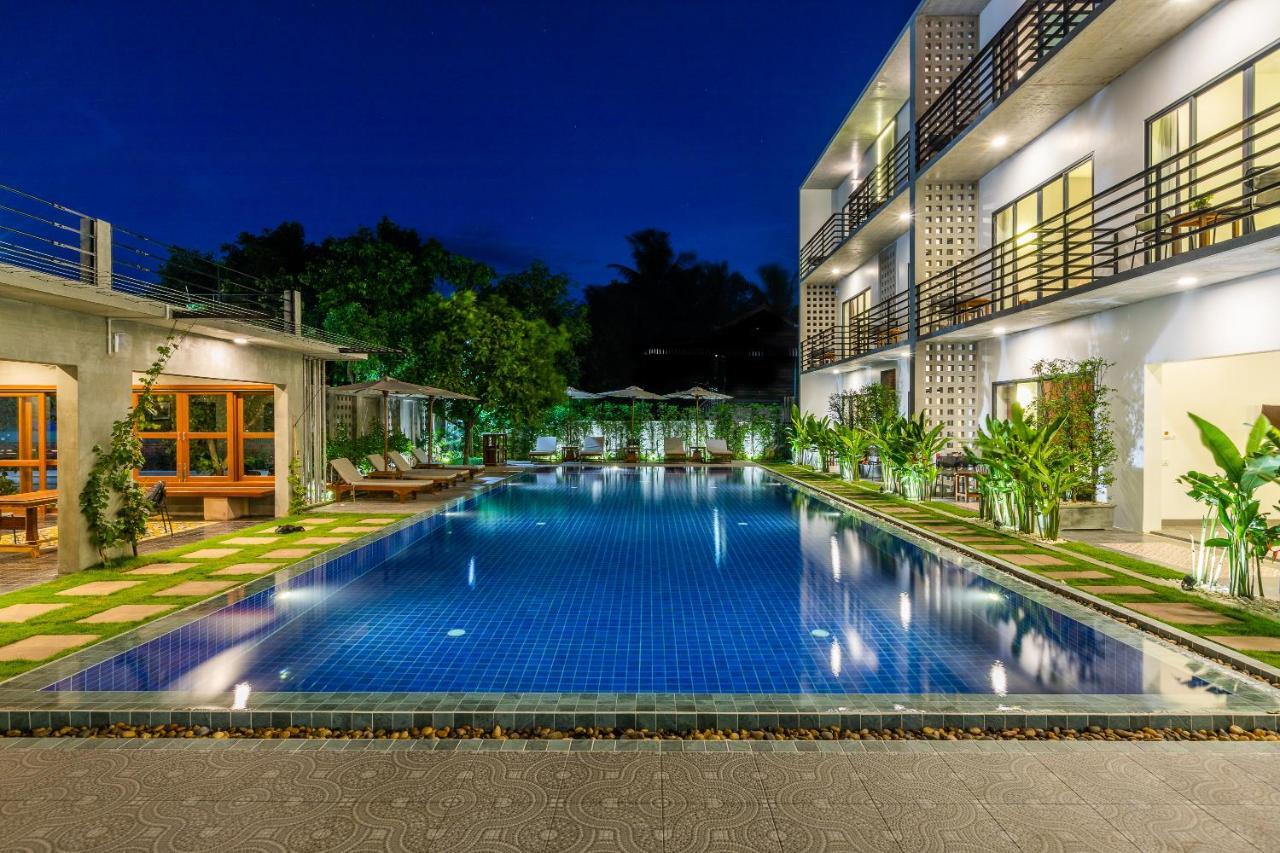 Phimean Home Suite Ciudad de Siem Riep Exterior foto